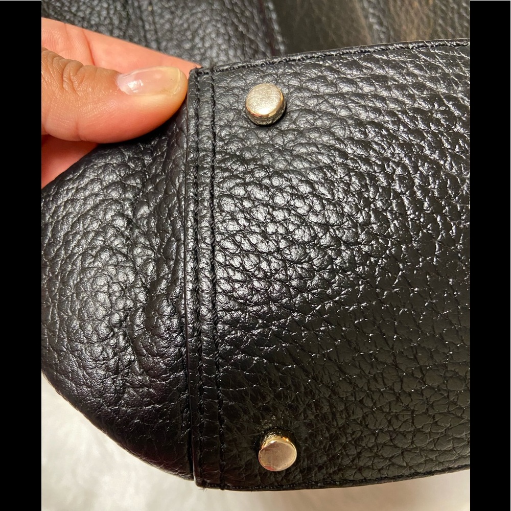 Kate Spade Large Pebble Leather tote with tassle - Picture 5 of 14
